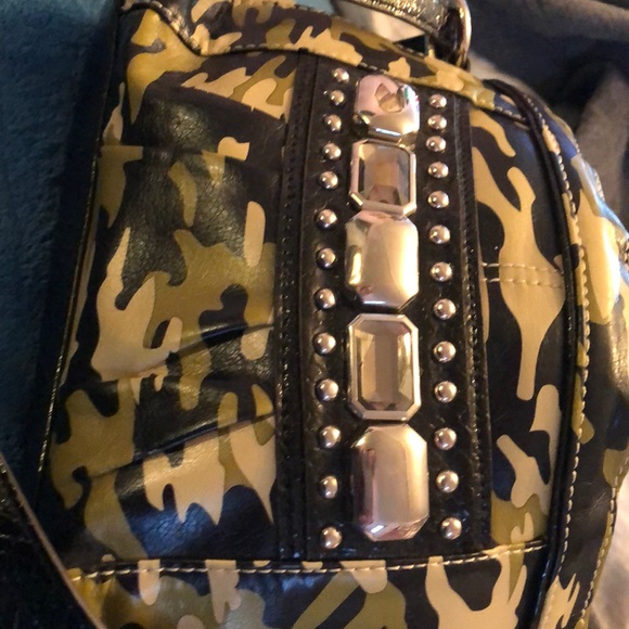 It is in excellent condition and it is a Kathy - Picture 2 of 8